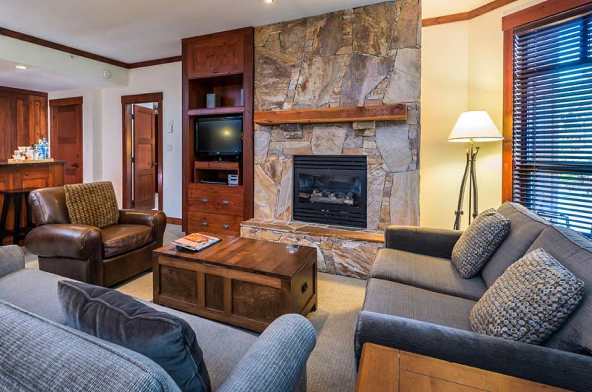 First Tracks Lodge Whistler Esterno foto