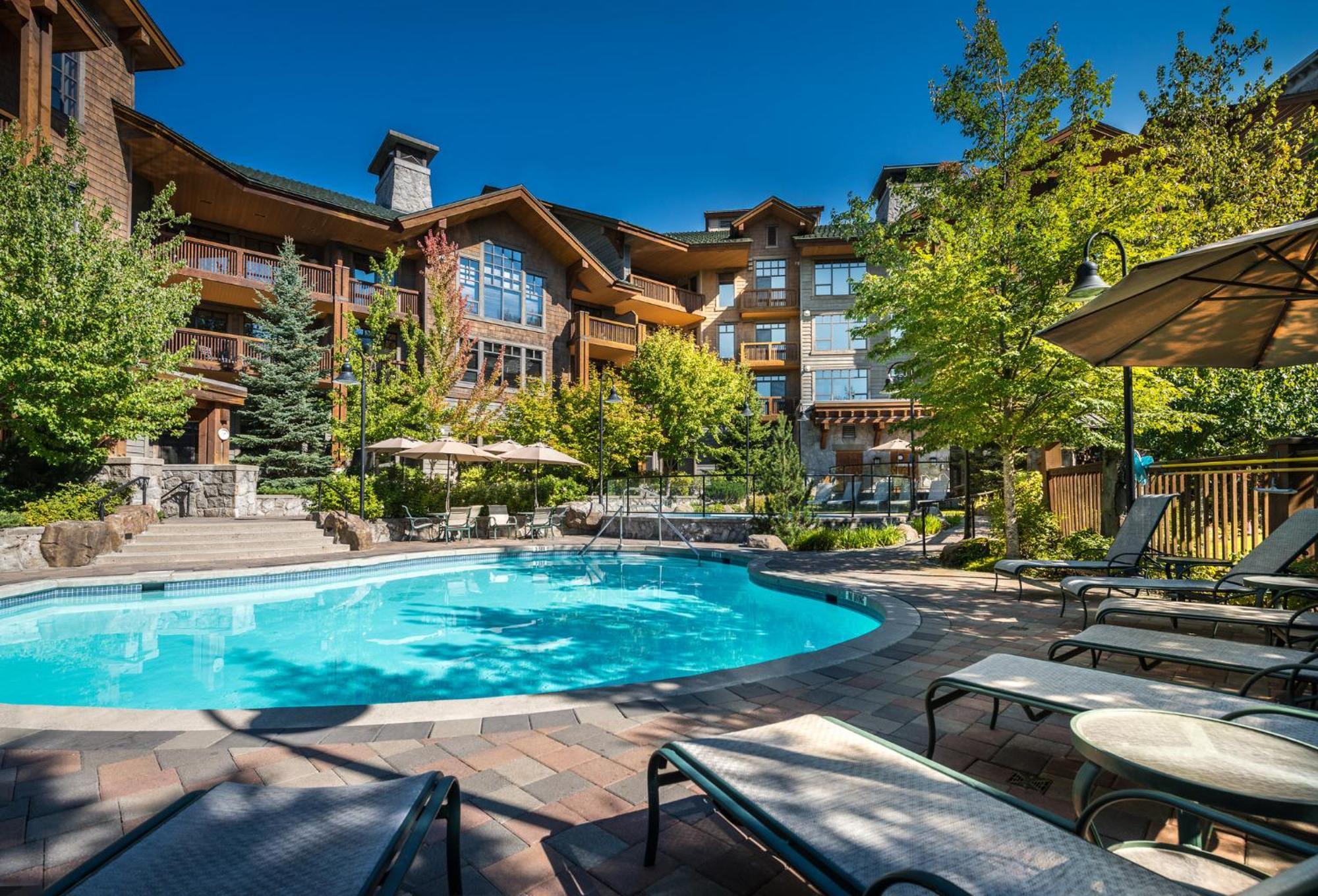 First Tracks Lodge Whistler Esterno foto
