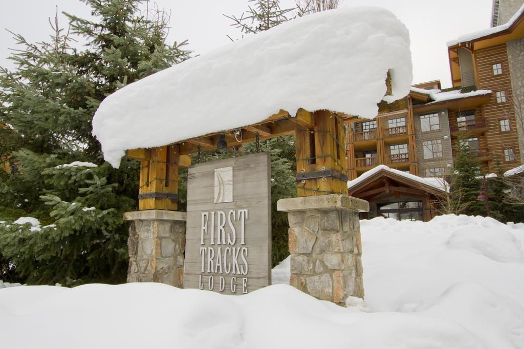 First Tracks Lodge Whistler Esterno foto
